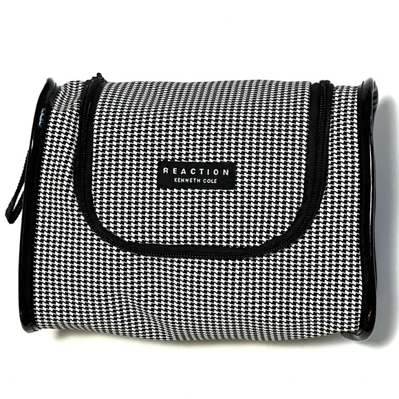 Kenneth Cole Reaction Houndstooth Black and White Hanging Cosmetic Bag - Picture 1 of 12
